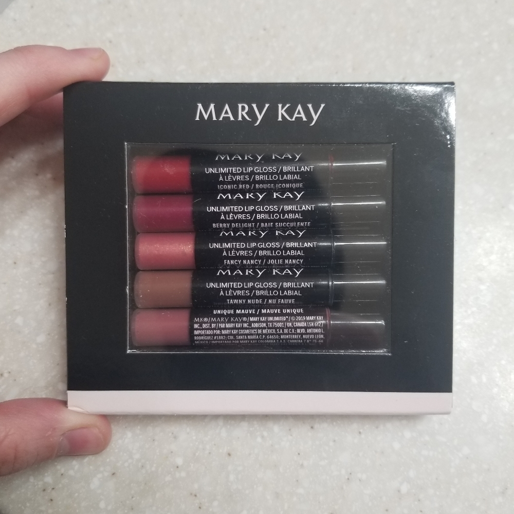 NWT lip gloss